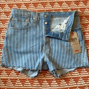 Levis distresses striped shorts